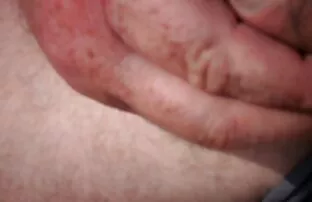 XXX خرد روسیه سیاه فیلم خشن سکسی پوست در باغ لعنتی