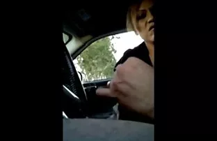 XXX دختر شورت خود را بیرون آورد و پوششی ناخوشایند نشان دانلود فیلم سکسی خشن خارجی داد