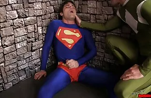 XXX جوجه های جذاب فیلم سکس وحشی وخشن به یک نقطه سست می چسبند