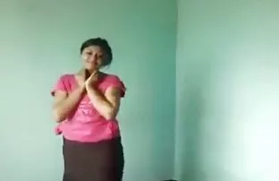 XXX همسرش مارسی همیشه علاقه مند به انتخاب است فیلم سکسی خشن الکسیس