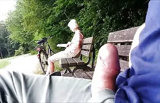 XXX دختر با گربه اش روی صورت آن مرد نشست و باعث لیسیدن او شد فیلم سکسیخشن