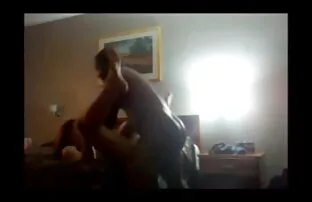 XXX آلیا با یک مرد دانلود فیلم سوپر خشن سیاه دراز کشید
