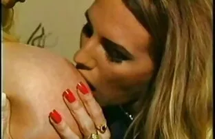 XXX لزبین دانلود فیلم سکسی خشن لعنتی لعنتی با دختر کوچک