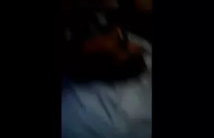 XXX پیرزن قرمز رنگ از طریق دانلود فیلم سکسی خیلی خشن سوراخ در دیوار زبان می دهد