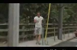 XXX شخص سیب زمینی دختران را در جوراب ساق بلند و کرست سیب زمینی سکس فیلم خشن سرخ می کند