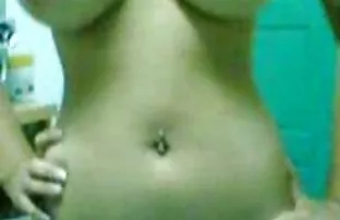 XXX مادرم با سوراخ کلاه دانلود رایگان فیلم سکسی خشن به او داد تا پسرش را لیس بزند