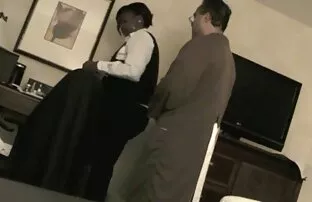 XXX جسی روی صورت بنده بیدمشک و fucks فیلم سکسی از کون خشن در دست می نشیند